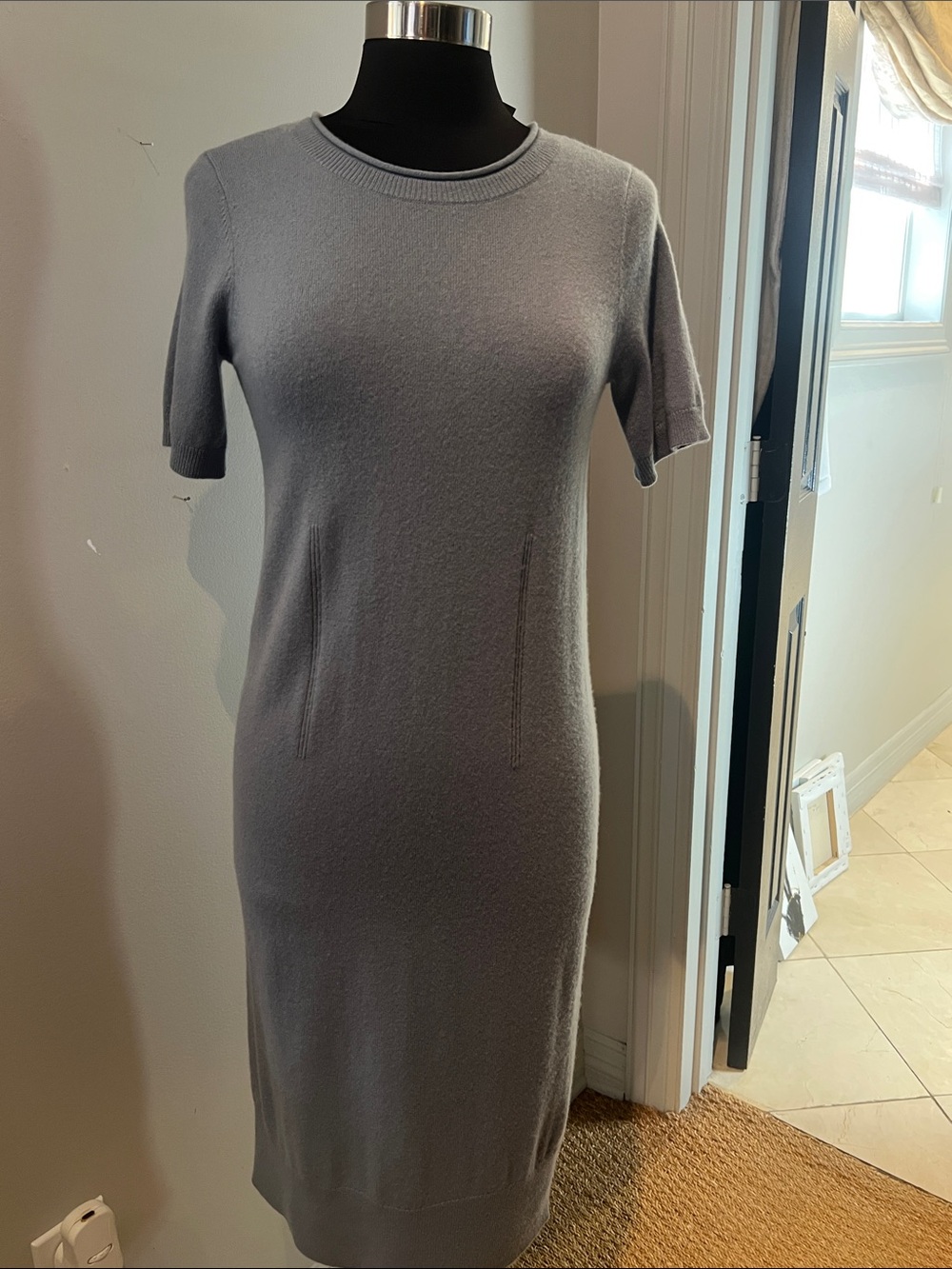 Club Monaco Slim-Fit Short-Sleeve cashmere Midi Dress in Light Gray/blue